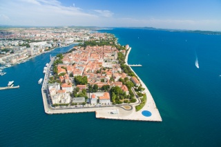 Zadar - kulturni i gospodarski dalmatinski grad